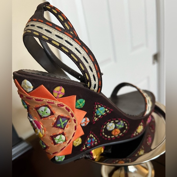 Sam Edelman Brown & Orange Boho Button Embellished Platform Sandals. 8.5M - Picture 6 of 15